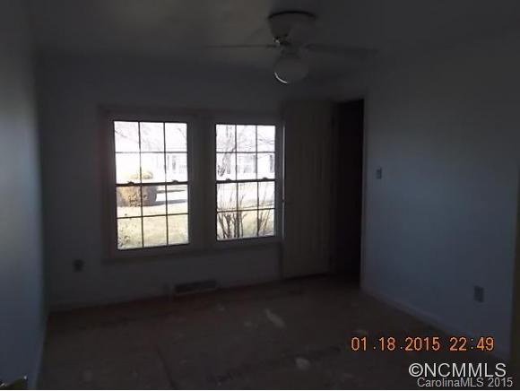 624 Paisley Ct. - Photo 3
