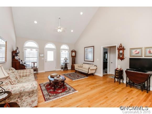 53 Hensley Road - Photo 3