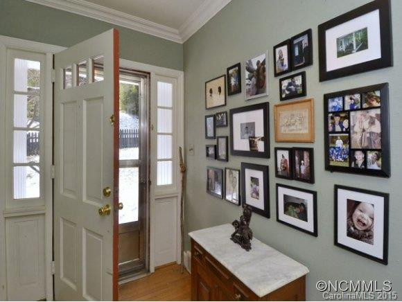 132 CAMBRIDGE RD - Photo 2