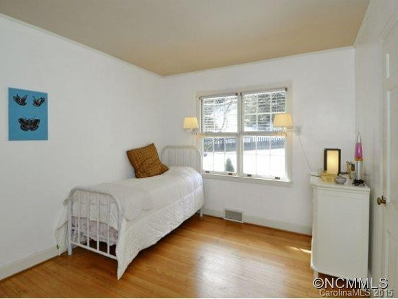 132 CAMBRIDGE RD - Photo 11