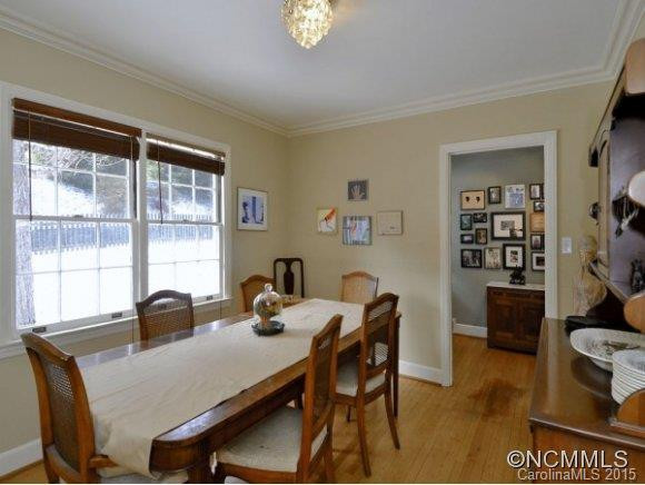 132 CAMBRIDGE RD - Photo 3