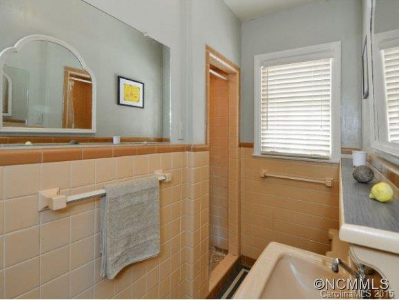 132 CAMBRIDGE RD - Photo 10