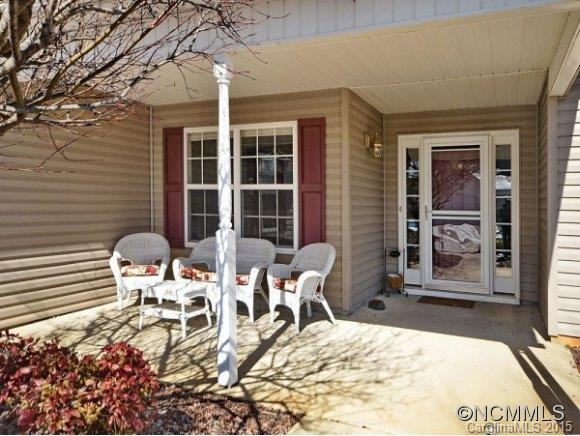 104 Andover Place - Photo 2