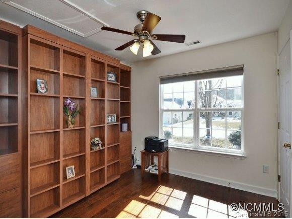 104 Andover Place - Photo 11