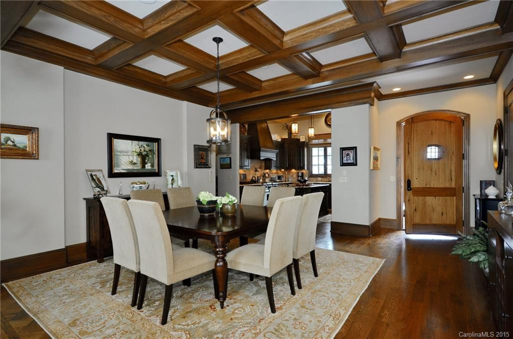 10 Village Oak Drive - Photo 2