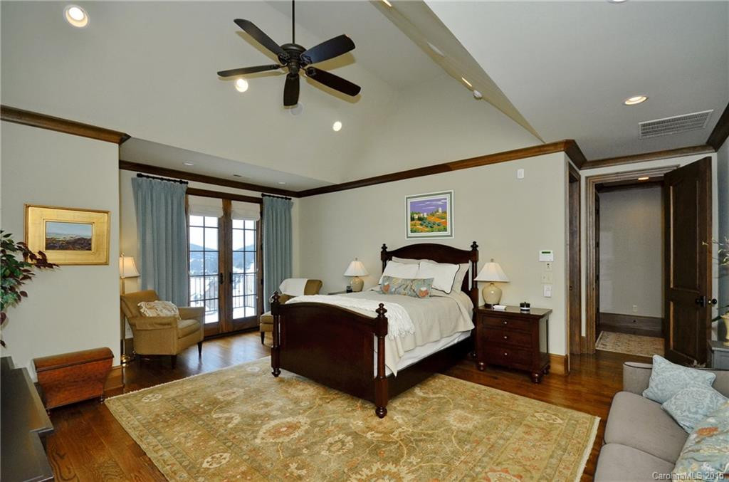 10 Village Oak Drive - Photo 8