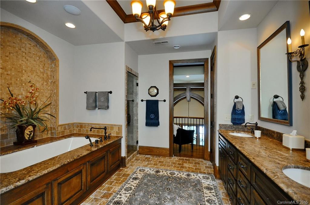 10 Village Oak Drive - Photo 9