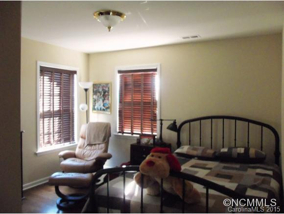 290 Black River - Photo 10