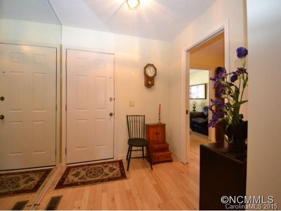404 SPANISH OAK LANE - Photo 2