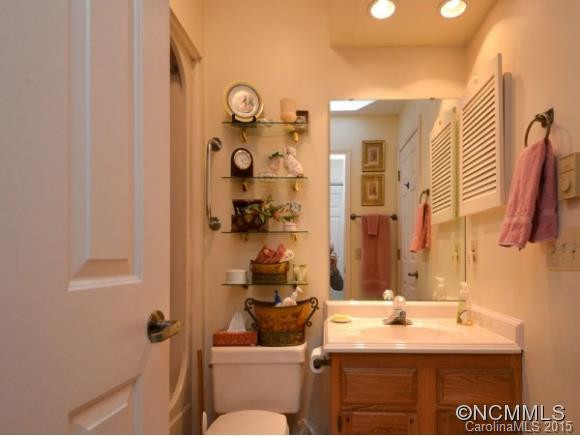 404 SPANISH OAK LANE - Photo 13