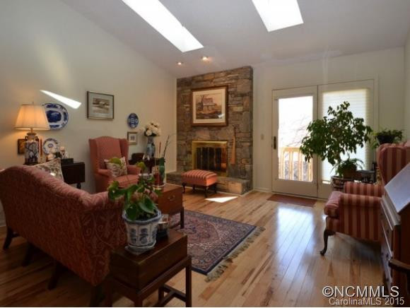 404 SPANISH OAK LANE - Photo 3