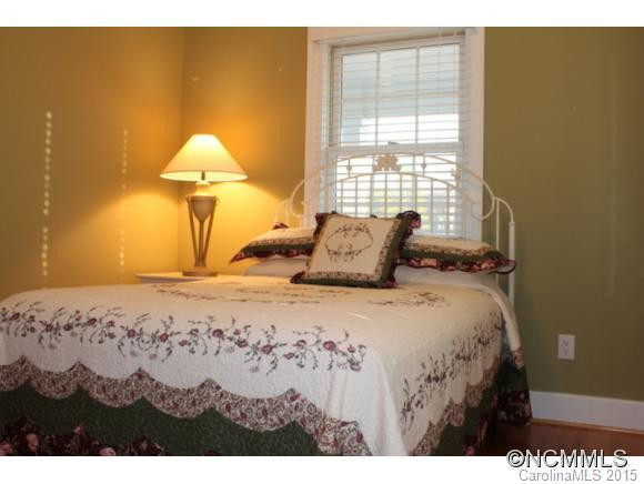 371 Hampton Rd - Photo 7