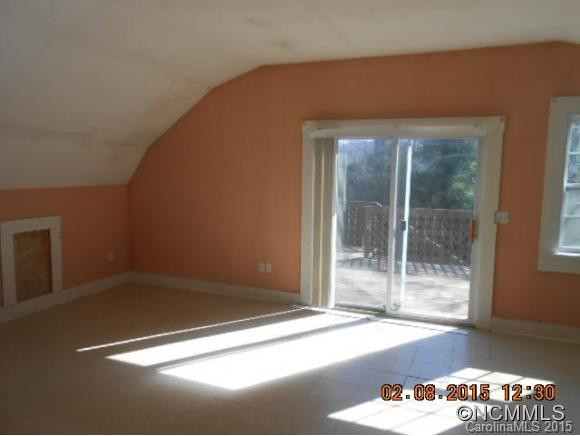  - Photo 6