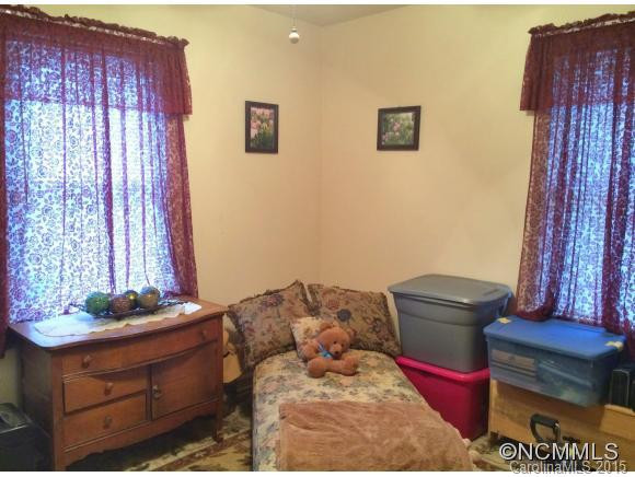 21 Bassett Road - Photo 10