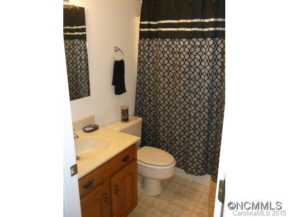 365 Park Knoll Drive - Photo 7