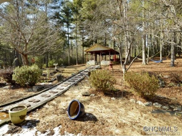 80 ADGER DRIVE - Photo 17