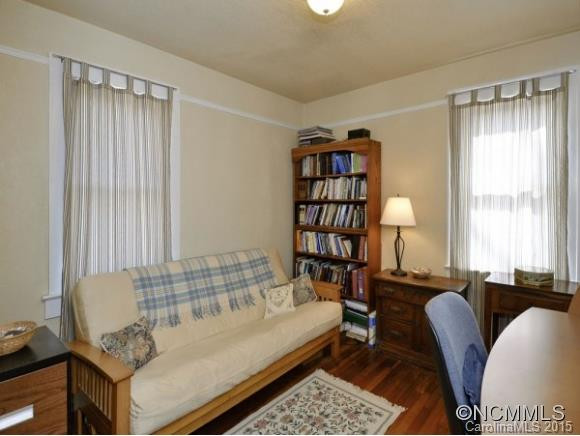 142 KATIE DRIVE - Photo 11