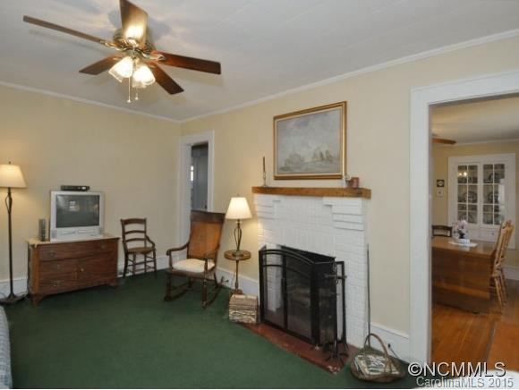 142 KATIE DRIVE - Photo 4