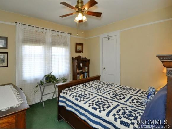 142 KATIE DRIVE - Photo 10