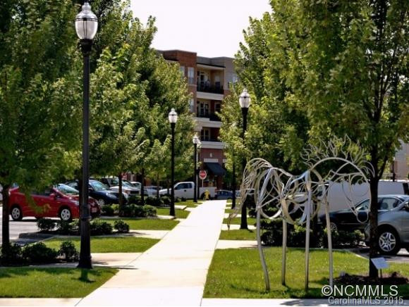 42 SCHENCK PKWY, #208