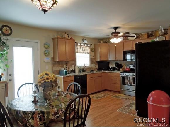 216 Carolina Paradise - Photo 3