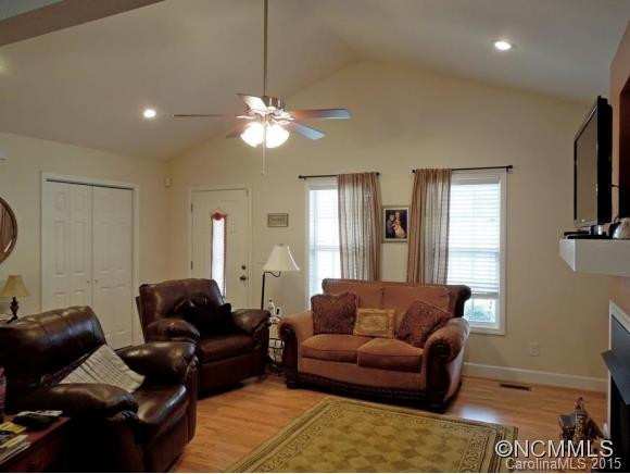 216 Carolina Paradise - Photo 9