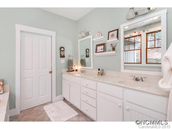52 Cheshire Drive - Photo 13