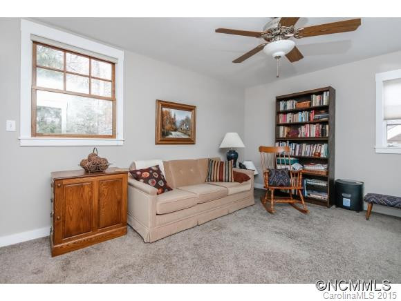 52 Cheshire Drive - Photo 17
