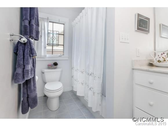 52 Cheshire Drive - Photo 18