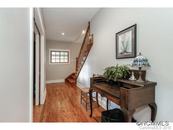 52 Cheshire Drive - Photo 4