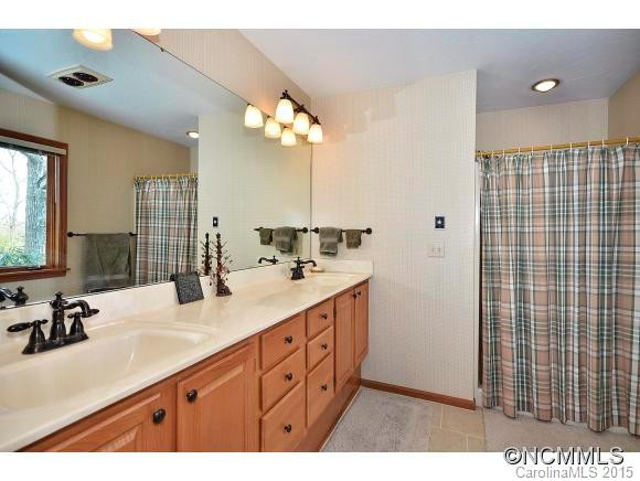 135 Woodburn Drive - Photo 14