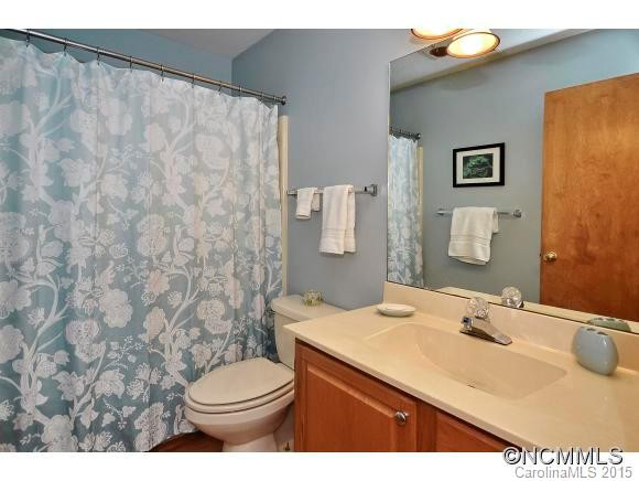 135 Woodburn Drive - Photo 19