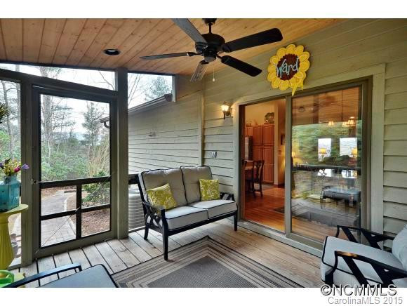 135 Woodburn Drive - Photo 9