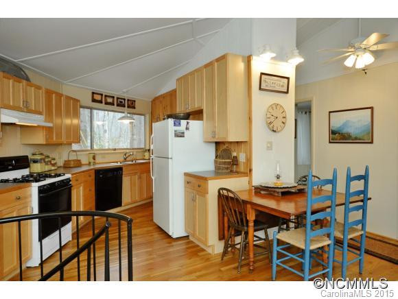 98 Kanawha Drive - Photo 5