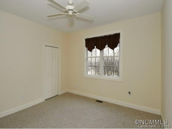 64 PRO COURT DRIVE - Photo 16