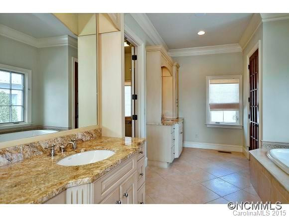 8 Golfside Court - Photo 12