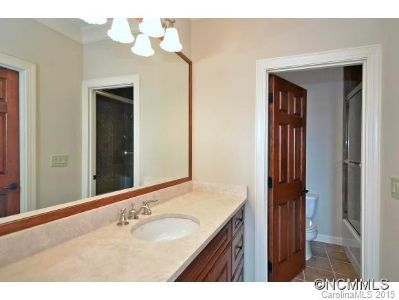 8 Golfside Court - Photo 18
