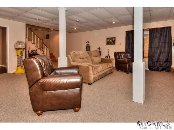 13 Wolf Ridge Road - Photo 19