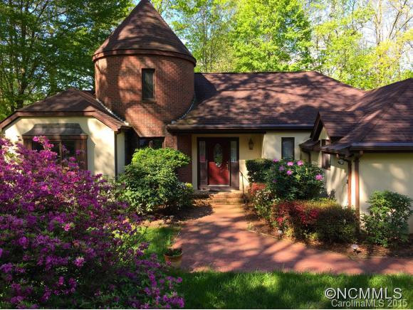 37 Deepwoods Drive