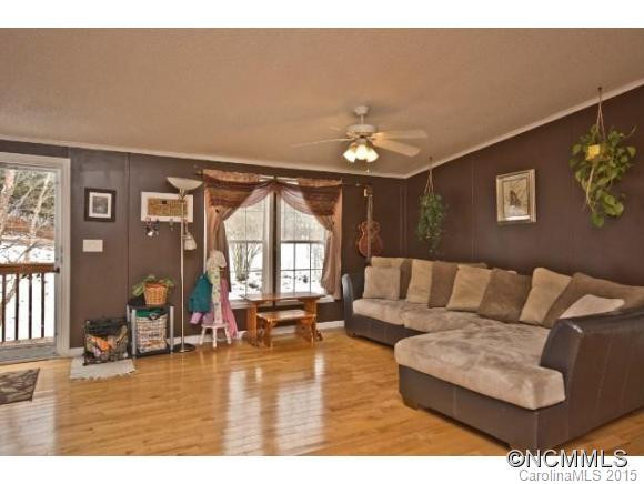 6 Bannister Drive - Photo 2