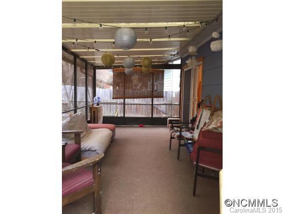 286 Fairfax Avenue - Photo 14