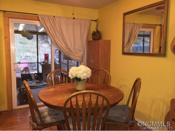 286 Fairfax Avenue - Photo 7