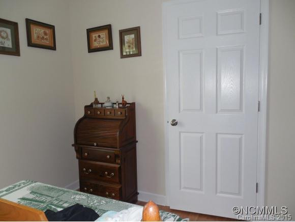 100 Graham Street - Photo 8
