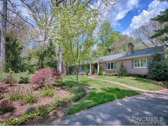 108 STUYVESANT ROAD - Photo 2