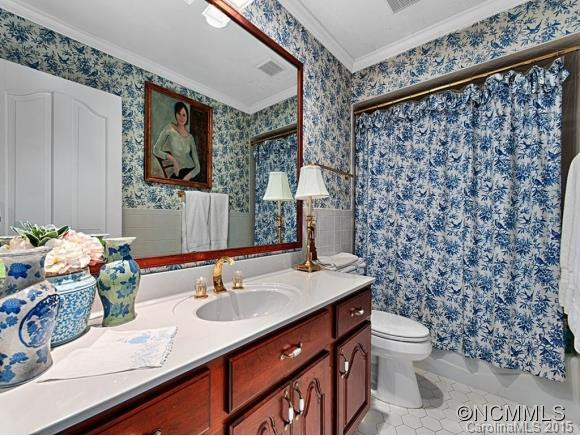 108 STUYVESANT ROAD - Photo 19