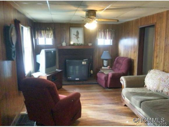 63 Baker Avenue - Photo 3