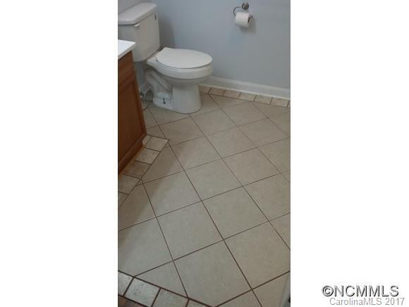 48 Oak Ridge Road - Photo 11