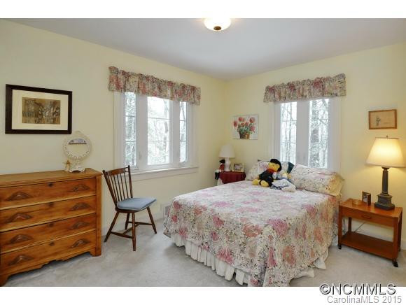 811 Carolina Drive - Photo 11