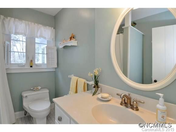 811 Carolina Drive - Photo 13