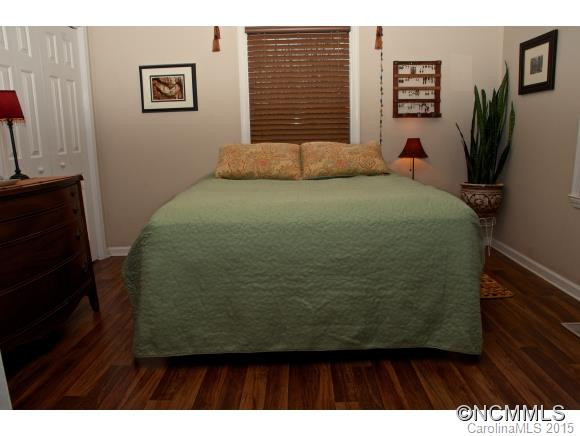 516 Melrose Avenue Ext. - Photo 15